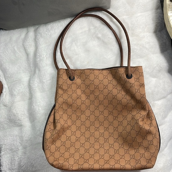 Gucci GG Cavas Tote with roll shoulder length handles - Picture 5 of 9